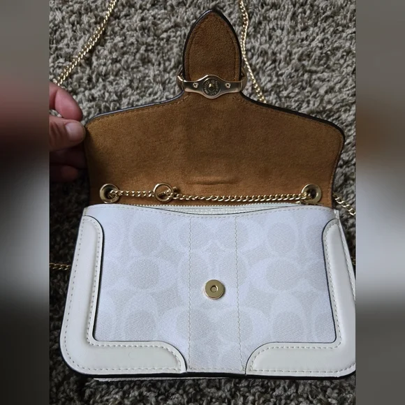 Coach Georgie Shoulder Bag Signature White Cream Light Pink - Picture 7 of 10